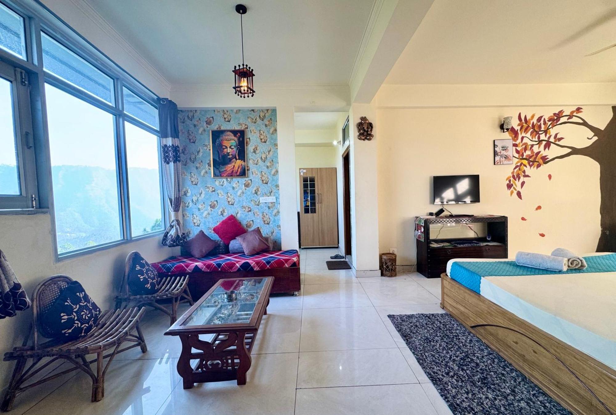 The Auriga 3Bhk Fully Entair Villa With Bonfire In Kasauli I Pvt Stay I Open Air Terrace I Kitchen Livingroom I Lawn Bonfire I Gaming Zone ภายนอก รูปภาพ