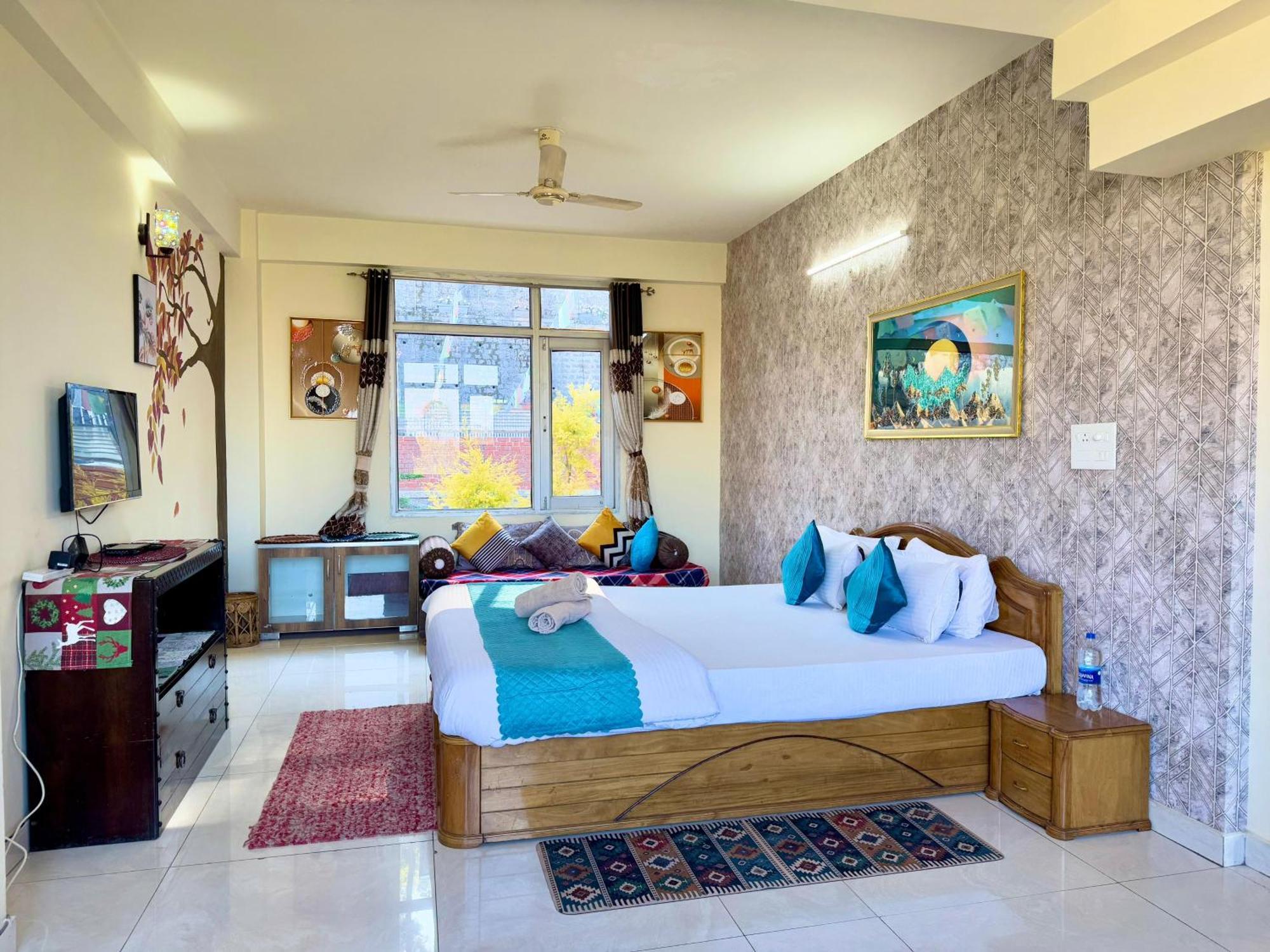 The Auriga 3Bhk Fully Entair Villa With Bonfire In Kasauli I Pvt Stay I Open Air Terrace I Kitchen Livingroom I Lawn Bonfire I Gaming Zone ภายนอก รูปภาพ