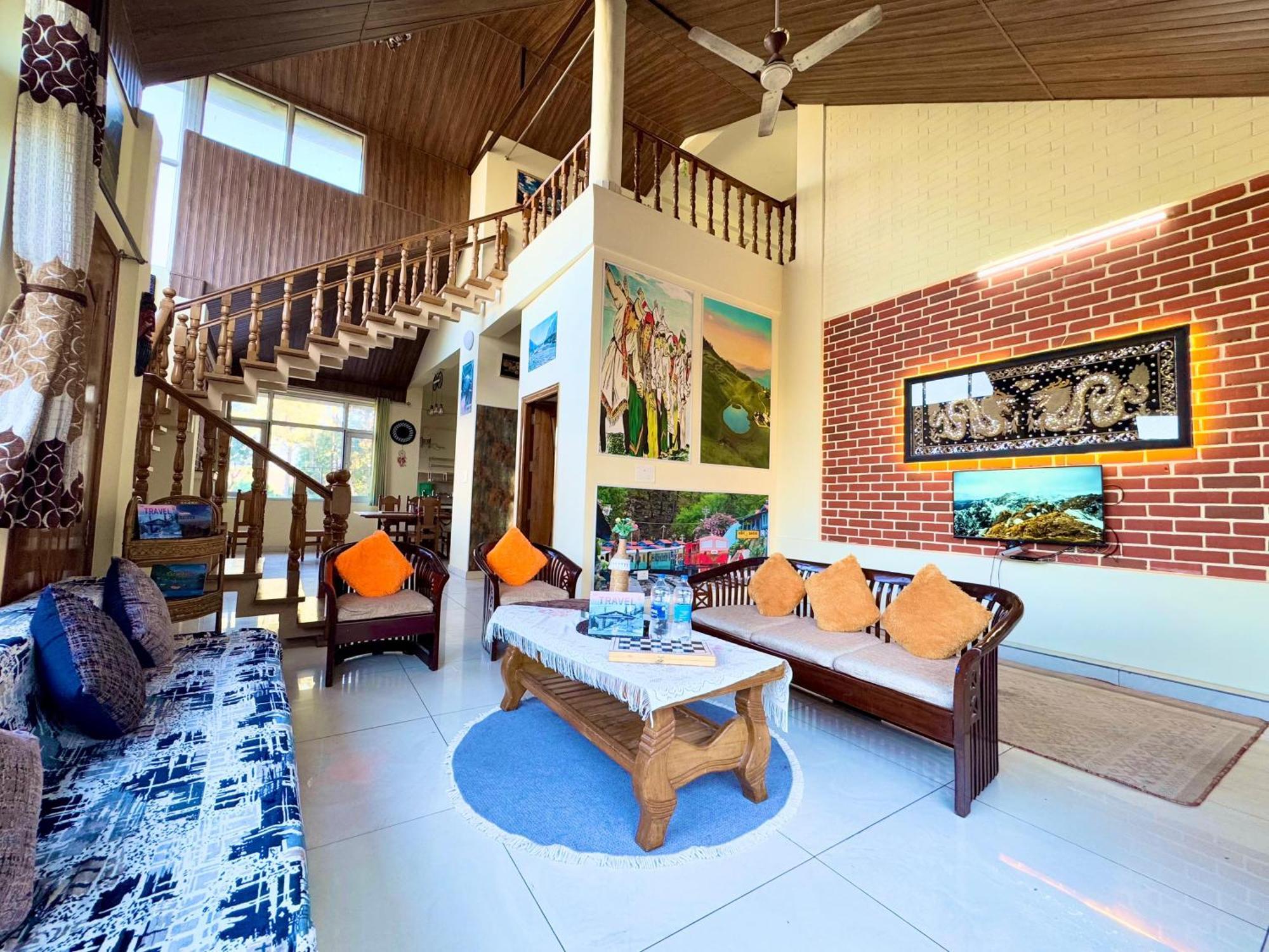 The Auriga 3Bhk Fully Entair Villa With Bonfire In Kasauli I Pvt Stay I Open Air Terrace I Kitchen Livingroom I Lawn Bonfire I Gaming Zone ภายนอก รูปภาพ